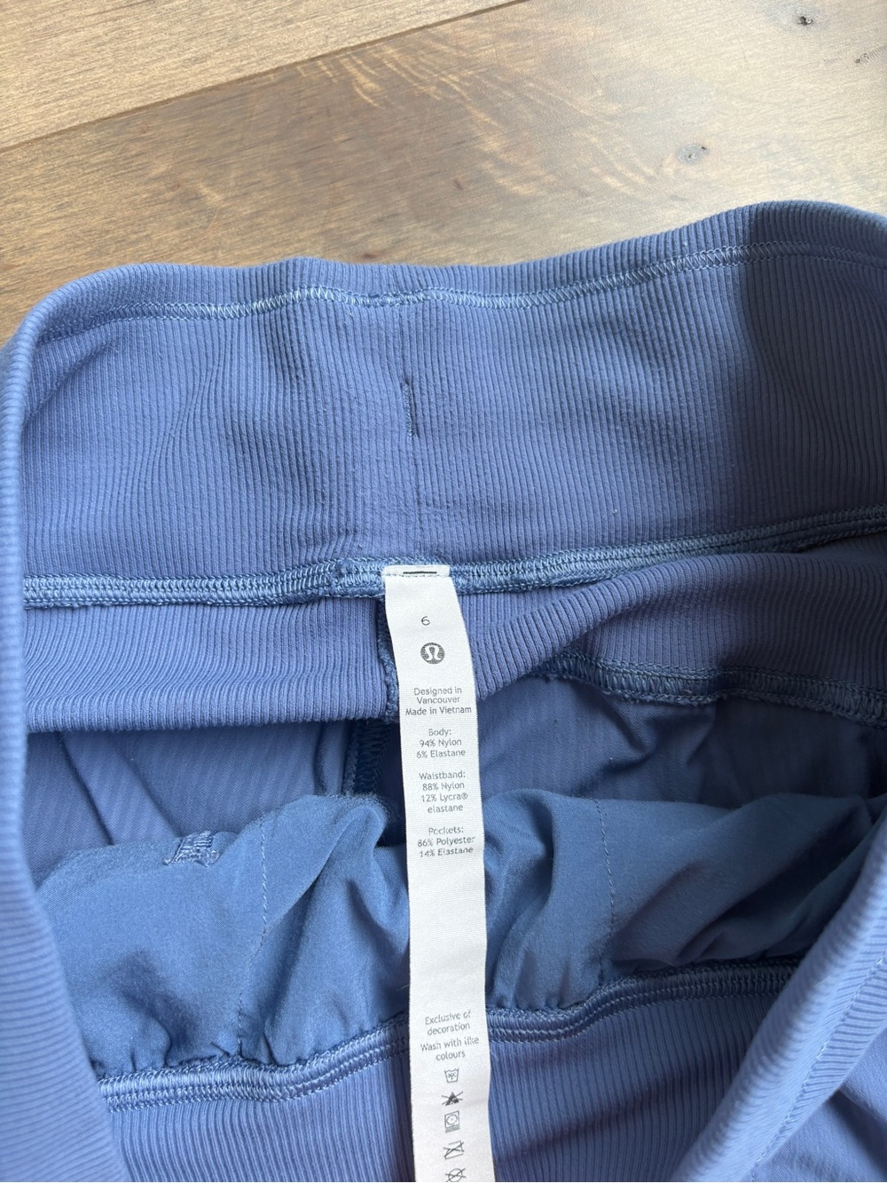 Lululemon cuffed dance pant joggers - Picture 2 of 7